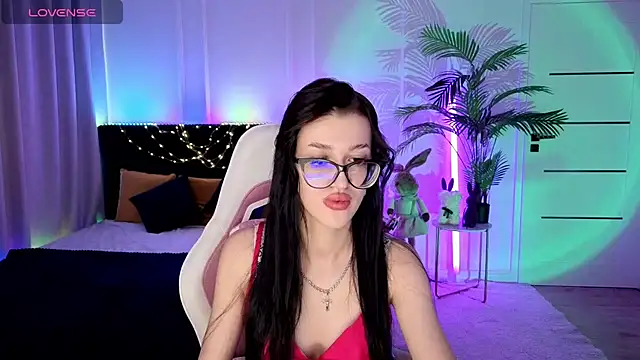 Snapshot of Ariella_Me chatting on 7, 7, 2026 Ariella Me online show from 7, 7, 2026