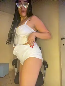 Snapshot of morenasam chatting on 27, 7, 2026 morenasam online show from 27, 7, 2026