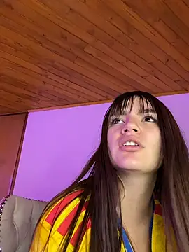 Snapshot of Angela_pink18 chatting on 8, 7, 2026 Angela pink18 online show from 8, 7, 2026