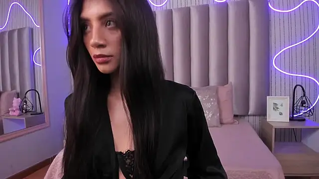 LOLA NOVAMD online show from 20, 5, 2026