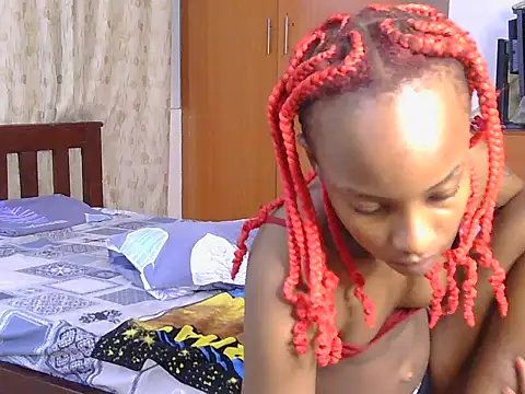 Snapshot of -HotMess chatting on 12, 6, 2026 -HotMess online show from 12, 6, 2026