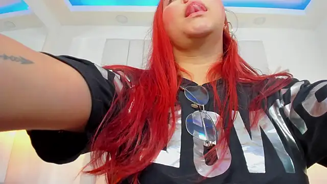 miia blumm online show from 15, 6, 2026