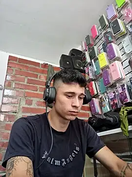 tom latin online show from 28, 5, 2026