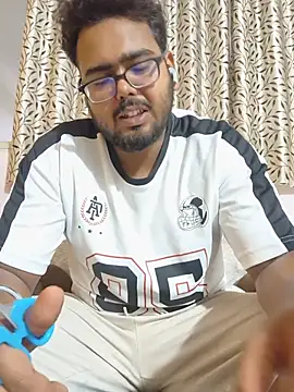 Sexyboyforyou33 online show from 25, 7, 2026