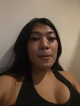 hugecock tamira online show from 18, 6, 2026