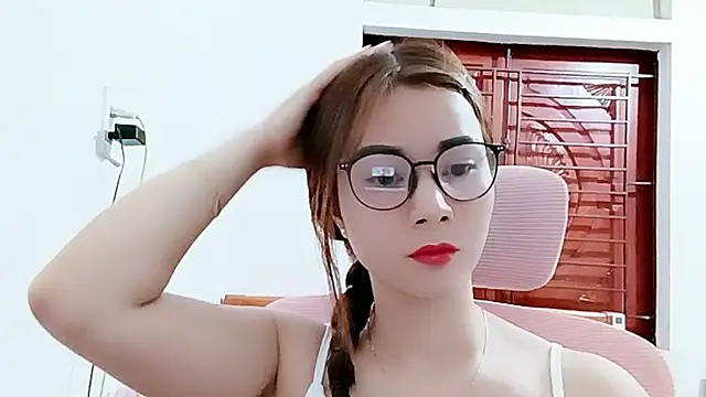 Snapshot of Micky-love chatting on 19, 7, 2026 Micky-love online show from 19, 7, 2026