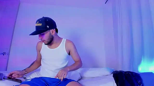 Snapshot of _Kevin_xxx chatting on 21, 9, 2025 Kevin xxx online show from 21, 9, 2025