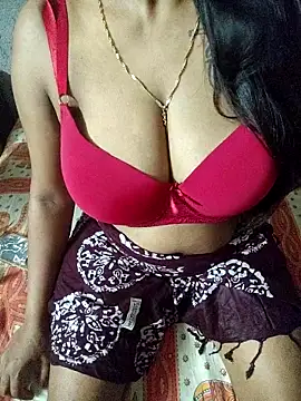 Snapshot of radhikagupta345 chatting on 23, 5, 2026 radhikagupta345 online show from 23, 5, 2026