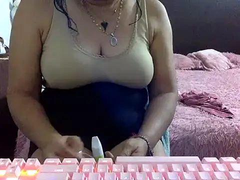 mommy-flabia online show from 11, 6, 2026