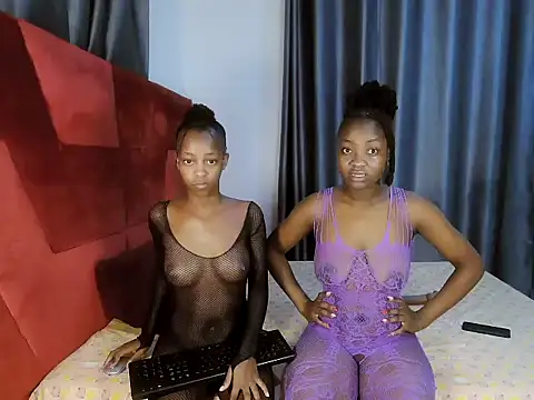 Snapshot of _baddiedoll_ chatting on 4, 7, 2026 baddiedoll online show from 4, 7, 2026