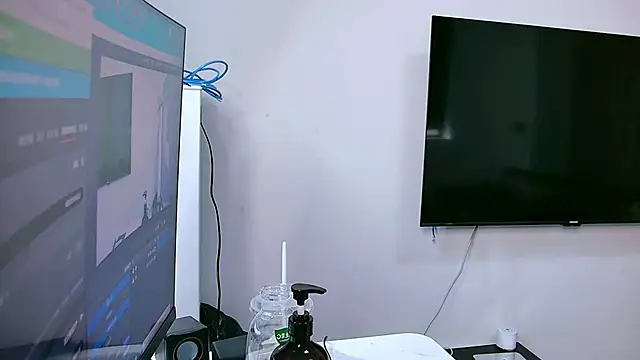 yan-0705 online show from 22, 6, 2026
