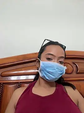 Snapshot of livia_dolls chatting on 1, 6, 2026 livia dolls online show from 1, 6, 2026