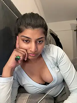 naughtywhisper784 online show from 4, 7, 2026