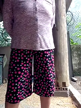 Bong sexy online show from 10, 6, 2026