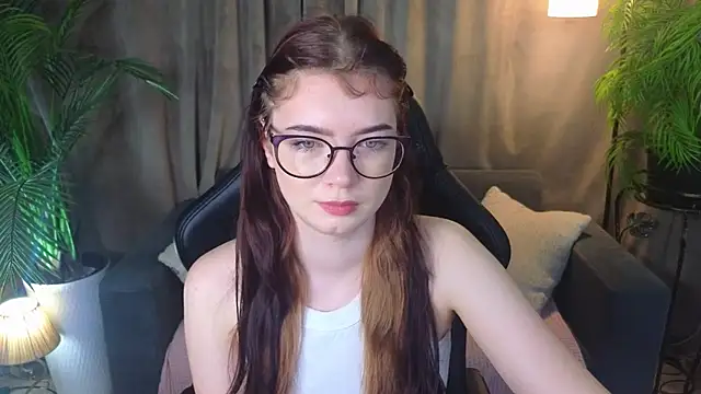 Snapshot of MelissaMay__ chatting on 6, 6, 2026 MelissaMay online show from 6, 6, 2026