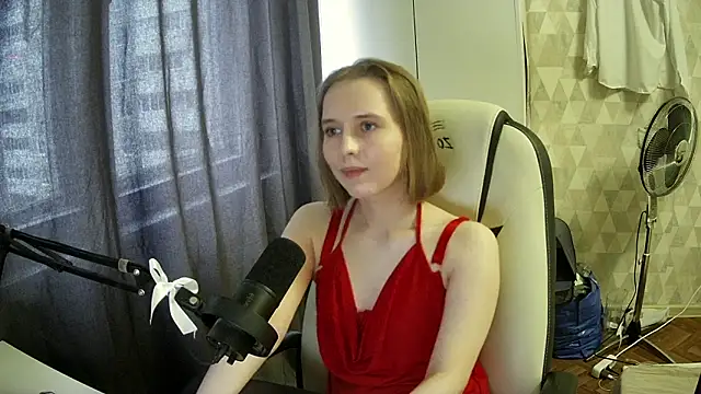 Mia liss  online show from 28, 5, 2026