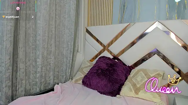 KaylaDavies online show from 28, 7, 2026
