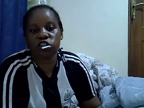 Snapshot of crazybeibe chatting on 4, 7, 2026 crazybeibe online show from 4, 7, 2026