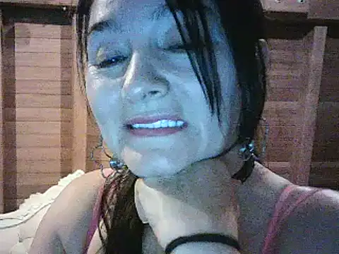 Snapshot of Anlly_garcia002 chatting on 29, 5, 2026 Anlly garcia002 online show from 29, 5, 2026