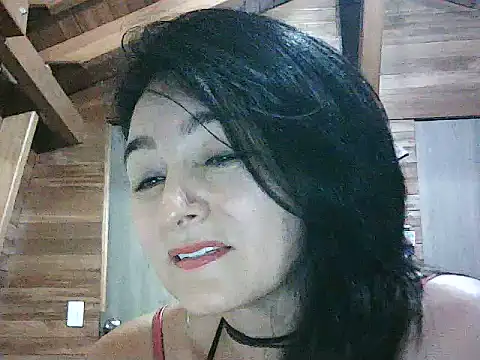 Snapshot of Anlly_garcia002 chatting on 4, 6, 2026 Anlly garcia002 online show from 4, 6, 2026