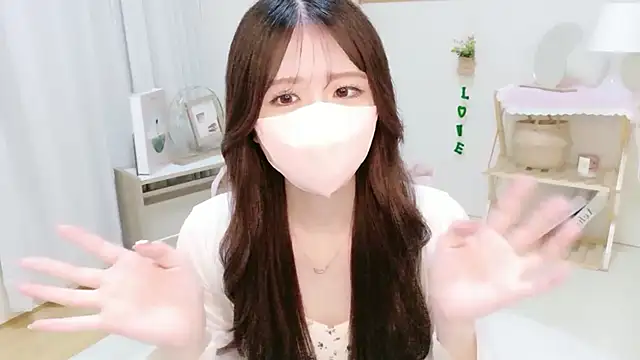Yuinyaaa online show from 1, 7, 2026
