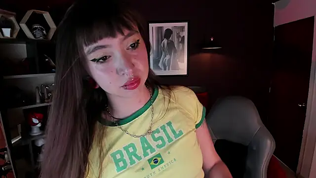 Scarlett  Cooper  1 online show from 15, 6, 2026