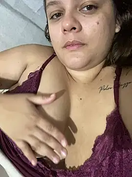 Laryssinha 69 online show from 5, 6, 2026