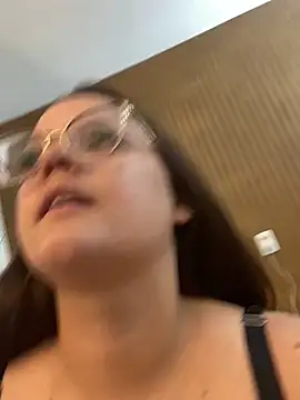 Laryssinha 69 online show from 28, 7, 2026