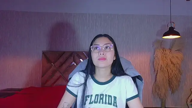 Snapshot of adaira31 chatting on 18, 6, 2026 adaira31 online show from 18, 6, 2026