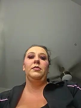 CreamVixen online show from 4, 6, 2026