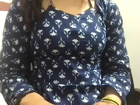 Snapshot of Avneet_ chatting on 3, 6, 2026 Avneet online show from 3, 6, 2026