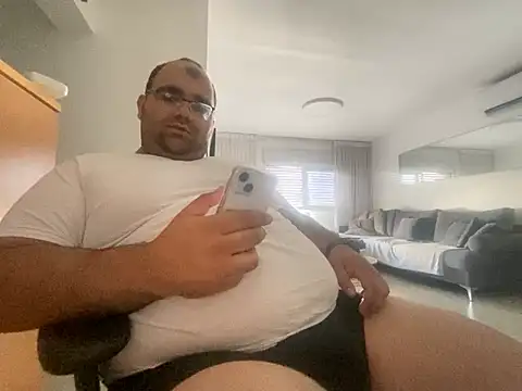 Snapshot of tinycock092 chatting on 25, 5, 2026 tinycock092 online show from 25, 5, 2026