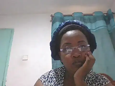 peacechloe online show from 25, 7, 2026