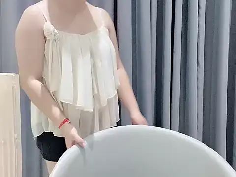 Luckysisi-s online show from 24, 6, 2026