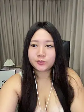 Luckysisi-s online show from 13, 7, 2026