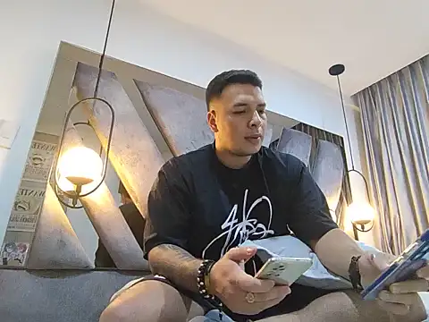 Alex-Stone online show from 9, 6, 2026