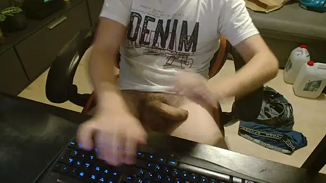 Snapshot of Pat_CumShow4Dad chatting on 30, 7, 2026 Pat CumShow4Dad online show from 30, 7, 2026