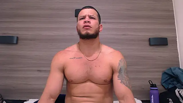 Snapshot of Maximiliano_Stronge chatting on 24, 6, 2026 Maximiliano Stronge online show from 24, 6, 2026