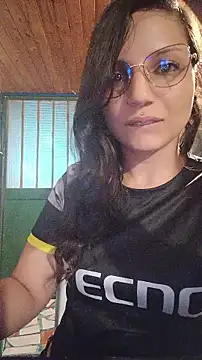 Snapshot of Marcella_single chatting on 1, 6, 2026 Marcella single online show from 1, 6, 2026