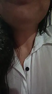 Snapshot of Marcella_single chatting on 5, 7, 2026 Marcella single online show from 5, 7, 2026