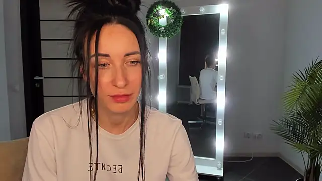 BouncySweety online show from 20, 12, 2024