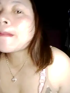 Snapshot of Qie_qir chatting on 9, 6, 2026 Qie qir online show from 9, 6, 2026