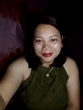Snapshot of Qie_qir chatting on 23, 6, 2026 Qie qir online show from 23, 6, 2026