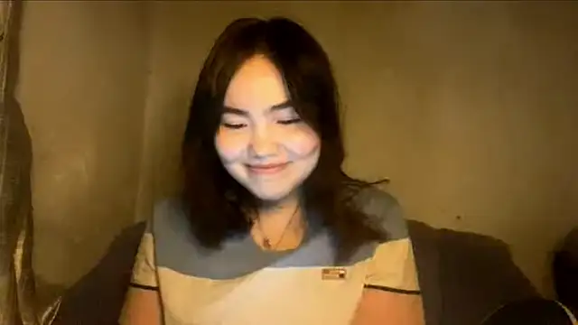 Molly Teddy online show from 31, 5, 2026