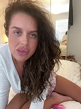 Bonniebbb online show from 2, 7, 2026