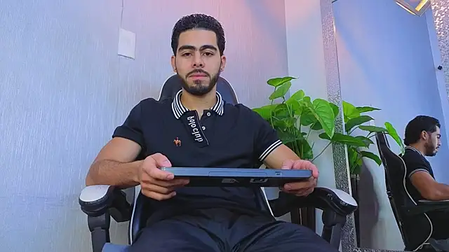Snapshot of Jadiel_Stone chatting on 29, 7, 2026 Jadiel Stone online show from 29, 7, 2026