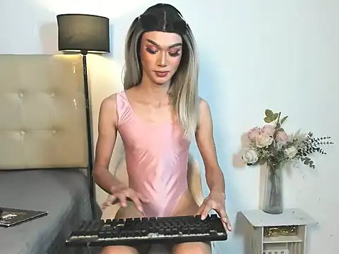 YourladyBianca  online show from 10, 7, 2026
