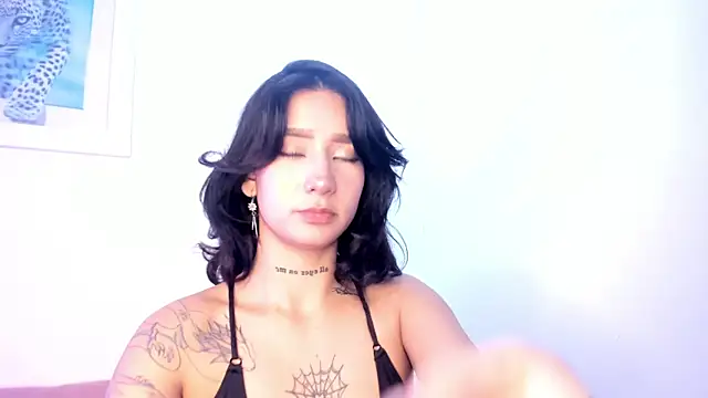 SophieMoneet online show from 28, 7, 2026