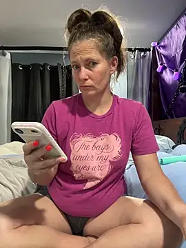 amberhotts2025 online show from 11, 6, 2026
