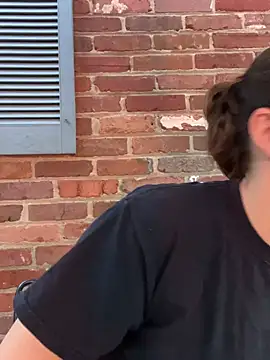 amberhotts2025 online show from 25, 7, 2026